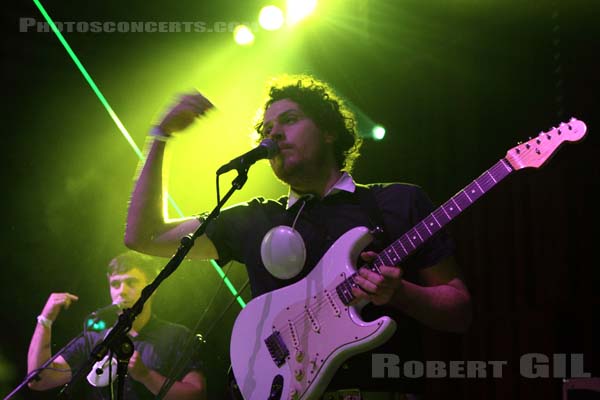 METRONOMY - 2010-10-30 - PARIS - CentQuatre - 